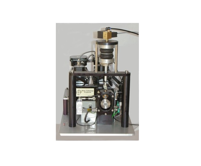 영국 PHOENIX사의 MTM 시험기로 윤활유의 견인력과 견인특성을 시험할 수 있는 MTM MINI TRACTION MACHINE 입니다.