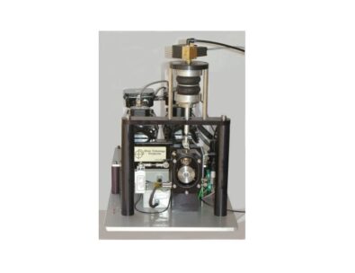 영국 PHOENIX사의 MTM 시험기로 윤활유의 견인력과 견인특성을 시험할 수 있는 MTM MINI TRACTION MACHINE 입니다.