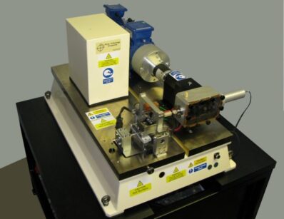 왕복형 마찰력 시험기로, 고속~저속 시험을 정밀하게 다양한 샘플을 설치하여 시험분석 가능