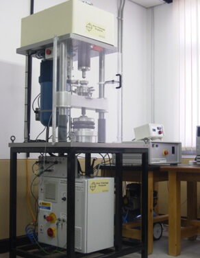 모델 TE92HS-고압 만능마찰마모윤활 시험기-베어링 원주방향 축방향 마찰력 측정