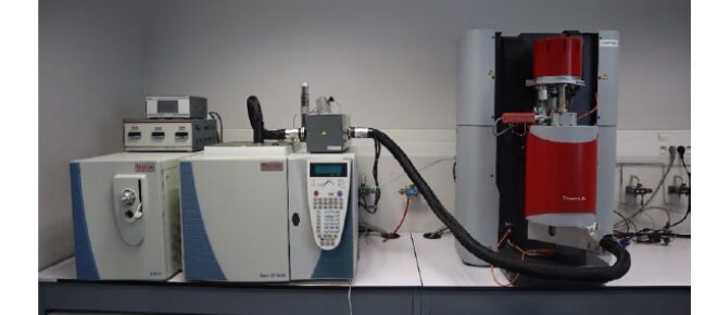 만능 TGA_모델 THEMYS + THERMO FISHER GC_MS 와 연결 이미지